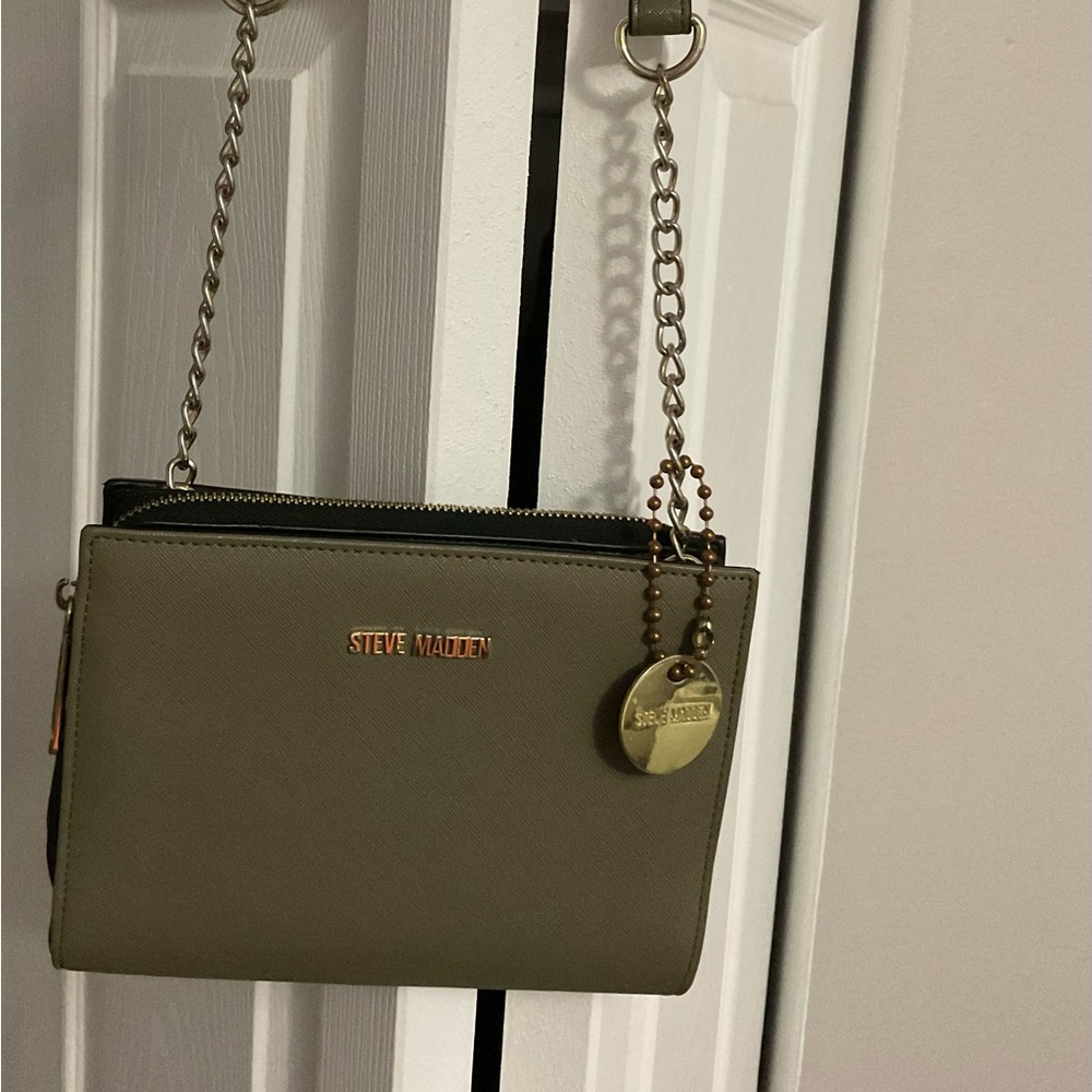 Steve Madden Khaki Crossbody with Chain Strap